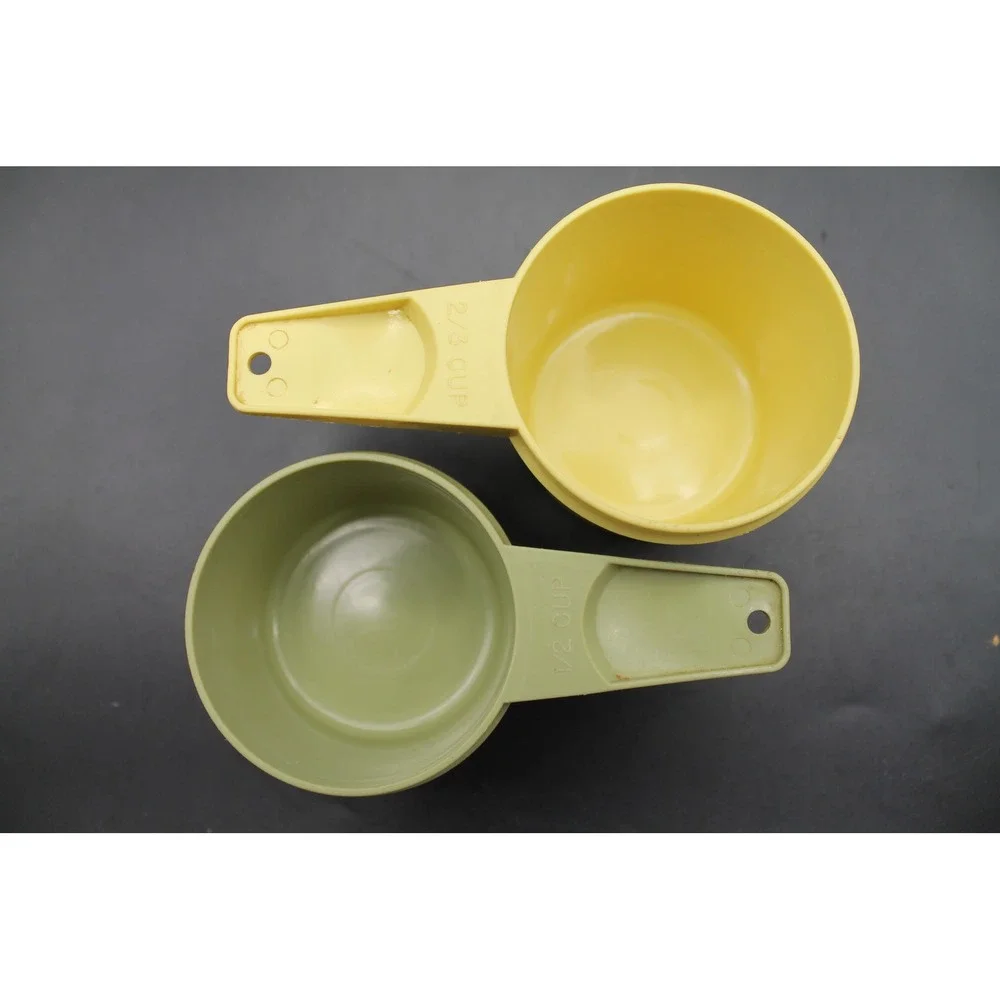 Vintage Tupperware Measuring Cups Set of 6 Green Yellow Nesting Cups